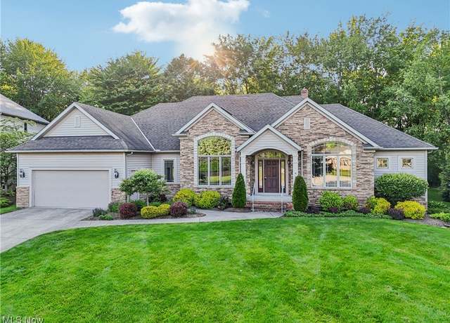 Property at 6686 Brandamore Ct, Solon, OH 44139, 3 beds, 3.5 baths