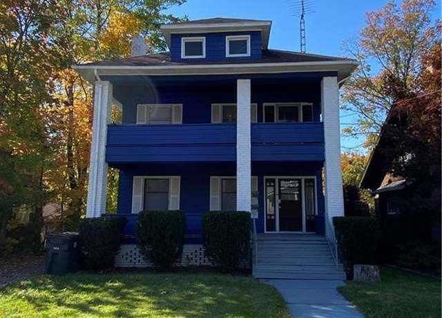 Property at 151 Bonnie Brae Ave NE, Warren, OH 44483, 4 beds, 2 baths