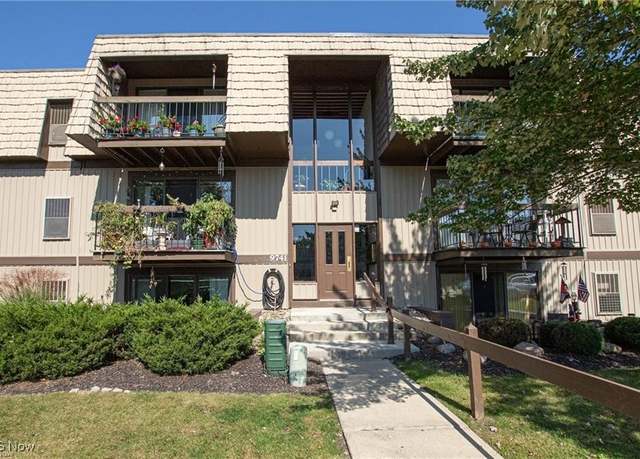 Property at 9741 Sunrise Blvd Unit M16, North Royalton, OH 44133, 2 beds, 2 baths