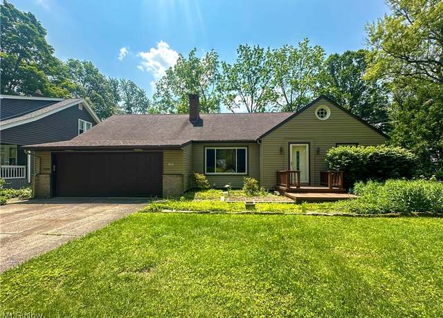 Property at 1357 Kearney St, Niles, OH 44446, 3 beds, 2.5 baths
