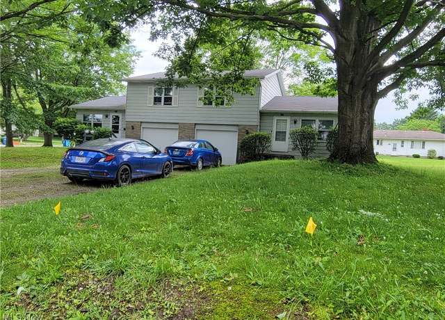 Property at 827 Randall Dr, Kent, OH 44240, 4 beds, 3 baths