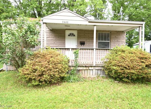 Property at 3446 Hadley Ave, Youngstown, OH 44505, 2 beds, 1 bath