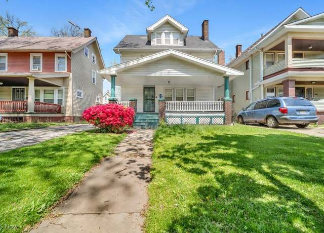 Property at 13613 Claiborne Rd, East Cleveland, OH 44112, 3 beds, 1 bath