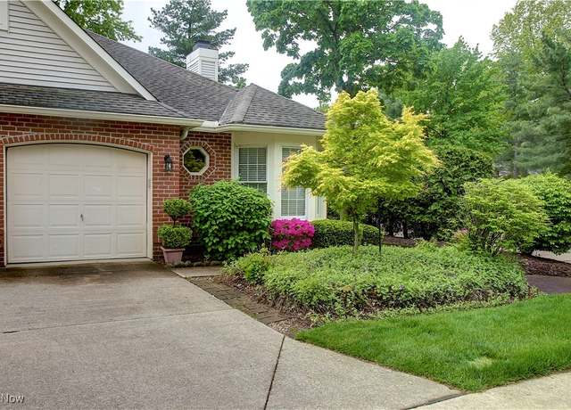 Property at 401 Bounty Way, Avon Lake, OH 44012, 2 beds, 2 baths