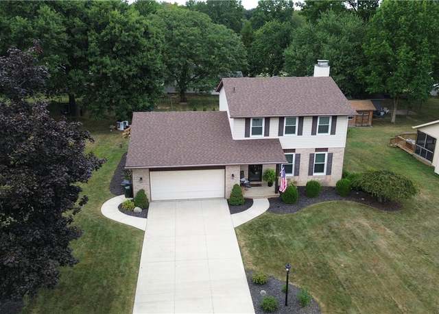 Property at 9671 Beryl St NW, Canal Fulton, OH 44614, 3 beds, 2.5 baths