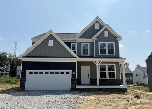 Property at 3797 Jacobs Ln, Green, OH 44685, 3 beds, 2.5 baths