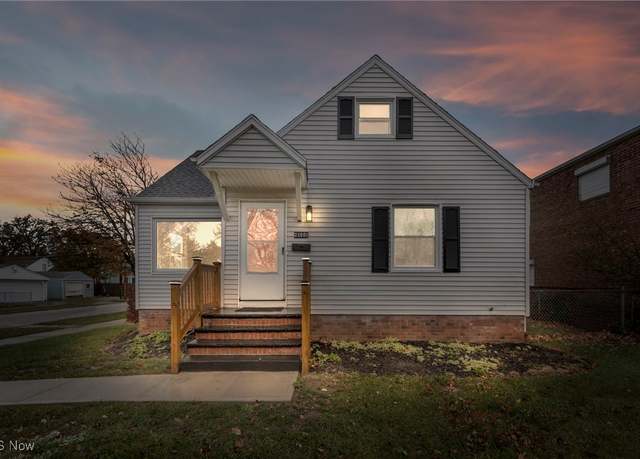 Property at 21001 Morris Ave, Euclid, OH 44123, 3 beds, 1.5 baths