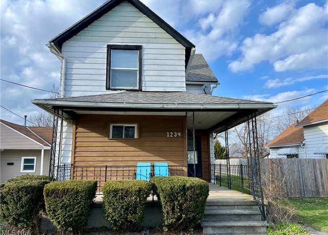 Property at 1234 W 21st St, Lorain, OH 44052, 4 beds, 2 baths