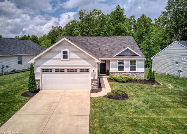 Property at 1579 Leslie Dr, Streetsboro, OH 44241, 3 beds, 2 baths