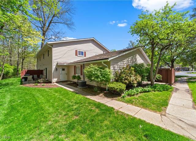 Property at 8703 Fox Rest Dr #34, Brecksville, OH 44141, 2 beds, 1.5 baths