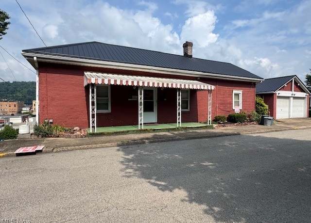 Property at 801 High St, Wellsburg, WV 26070, 3 beds, 1.5 baths