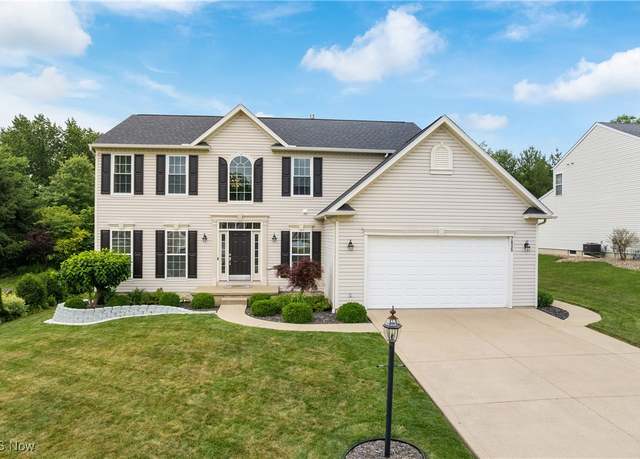 Property at 7605 Diamondback Ave NW, Canal Fulton, OH 44614, 4 beds, 3.5 baths