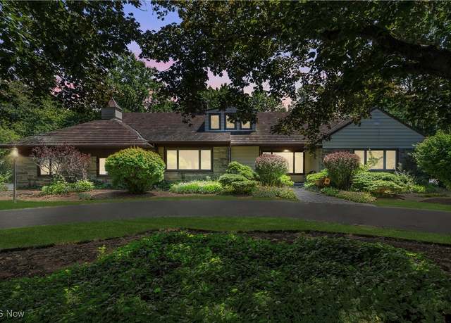 Property at 28150 Gates Mills Blvd, Pepper Pike, OH 44124, 4 beds, 2.5 baths