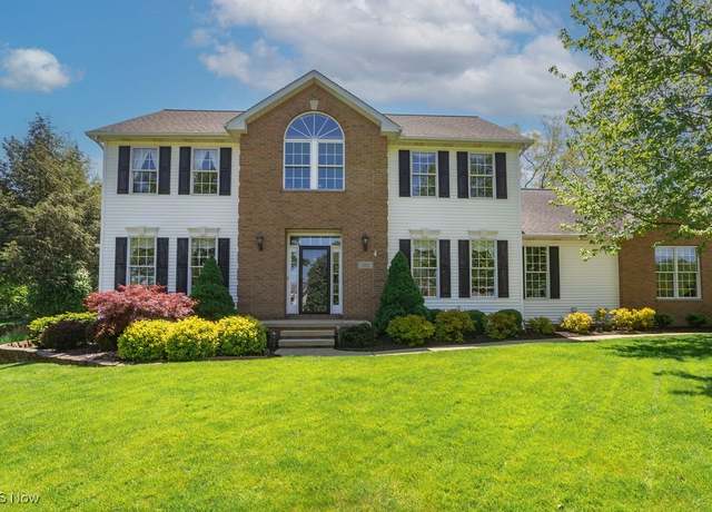 Property at 681 Tamarac Trl, Wadsworth, OH 44281, 5 beds, 4 baths