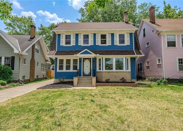 Property at 3020 E Derbyshire Rd, Cleveland Heights, OH 44118, 3 beds, 1.5 baths