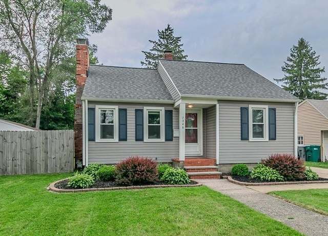 Property at 7346 Presley Ave, Mentor, OH 44060, 3 beds, 2.5 baths