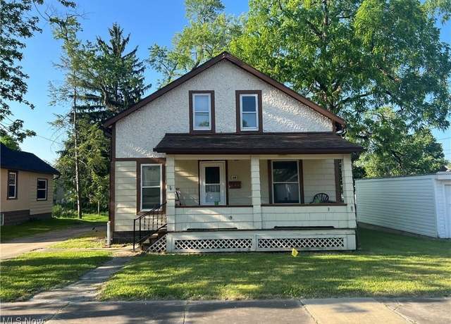 Property at 14 Elm St, Bedford, OH 44146, 3 beds, 2 baths