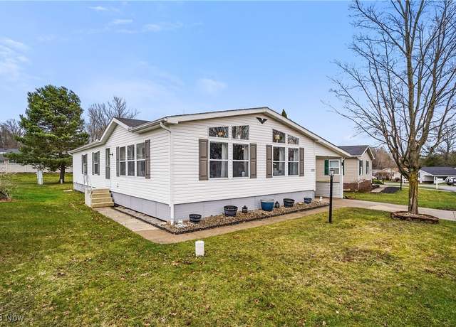 Property at 133 Highland Dr, Hiram, OH 44234, 3 beds, 2 baths