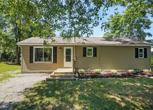 Property at 3376 Kimmel Dr, Uniontown, OH 44685, 2 beds, 1 bath