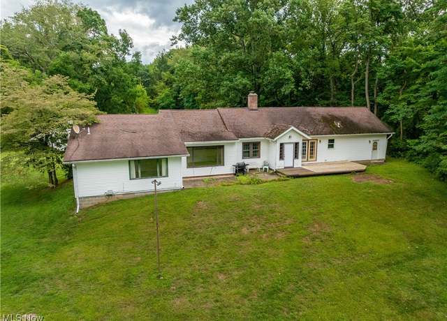 Property at 181 Parisette Ln, Akron, OH 44319, 3 beds, 2 baths