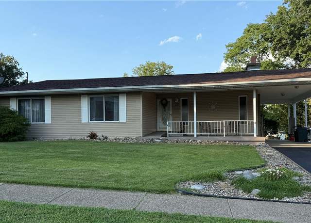 Property at 102 Morningside Cir, Parkersburg, WV 26101, 2 beds, 2 baths