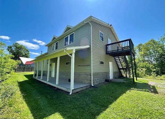 Property at 6435 1/2 Sandhill Rd, Marietta, OH 45750, 2 beds, 1 bath