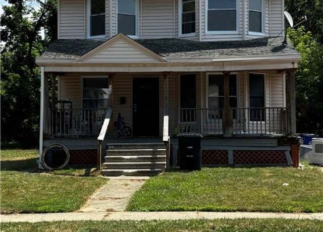 Property at 535 E 123rd St, Cleveland, OH 44108, 4 beds, 1 bath