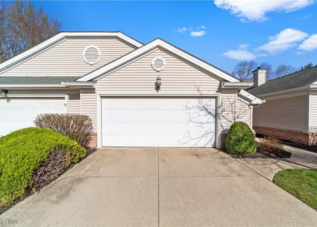 Property at 22 Community Dr, Avon Lake, OH 44012, 2 beds, 2 baths