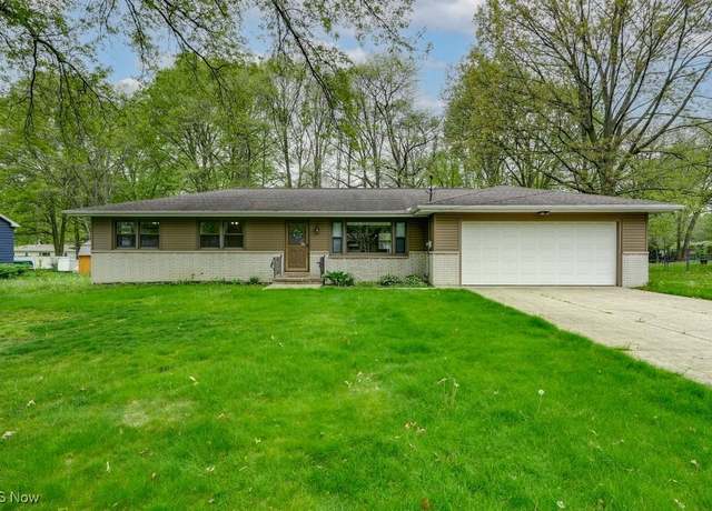 Property at 379 Knollwood Ave, Tallmadge, OH 44278, 3 beds, 2 baths