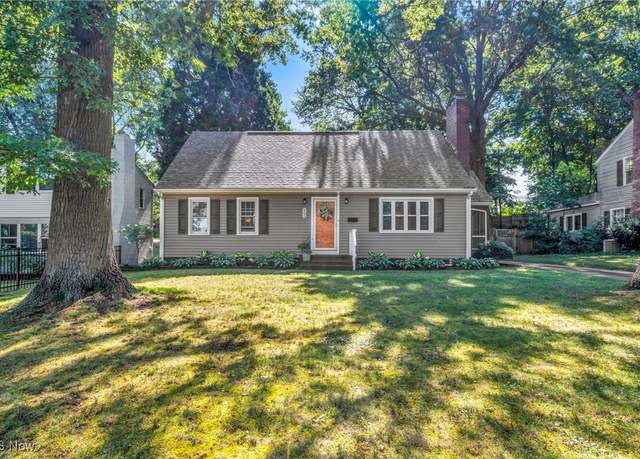 Property at 405 Mineola Ave, Akron, OH 44320, 4 beds, 2 baths