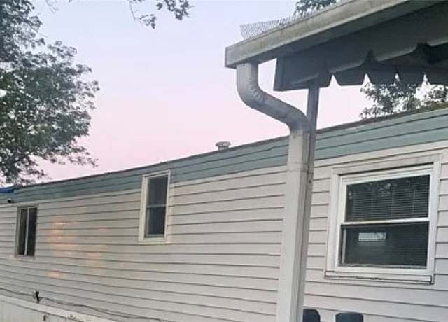 Property at 0 Kings Dr, Warren, OH 44481, 3 beds, 2 baths