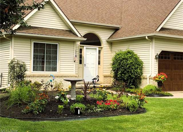Property at 7206 Winding Brook Rd, Perrysburg, OH 43551, 4 beds, 2.5 baths