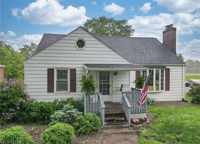 Property at 6615 Waterloo Rd, Atwater, OH 44201, 4 beds, 2 baths