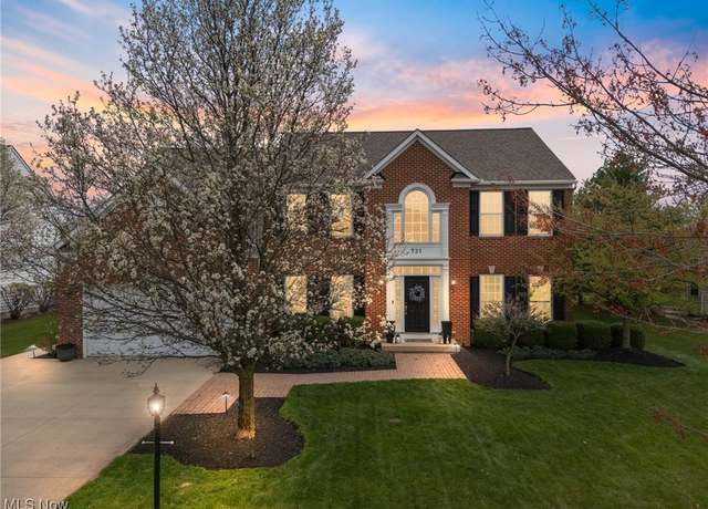 Property at 731 Hunt Club Way, Avon Lake, OH 44012, 4 beds, 4.5 baths