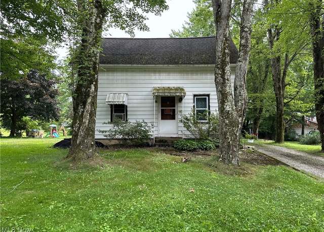 Property at 2432 Cadwallader Sonk Rd, Cortland, OH 44410, 5 beds, 1 bath