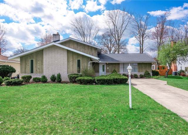 Property at 13767 Trenton Trl, Middleburg Heights, OH 44130, 3 beds, 2 baths