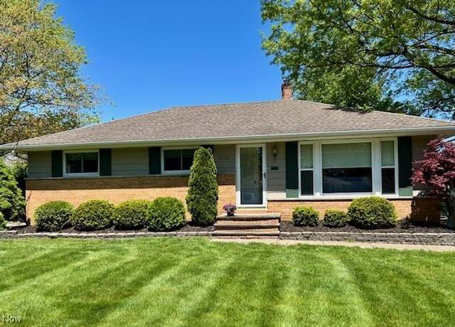 Property at 22200 Rivergate Dr, Rocky River, OH 44116, 3 beds, 1.5 baths