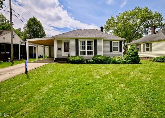 Property at 3073 Rowford Ave SW, Massillon, OH 44646, 2 beds, 1 bath