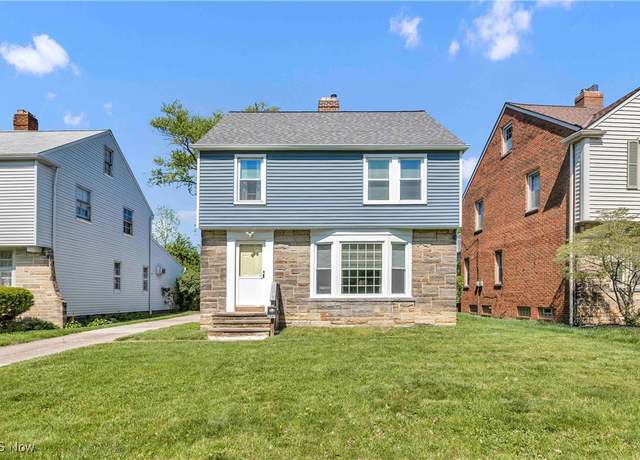 Property at 2241 Jackson Blvd, University Heights, OH 44118, 3 beds, 1.5 baths