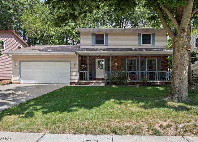 Property at 1009 Washington Dr, Grafton, OH 44044, 4 beds, 2.5 baths