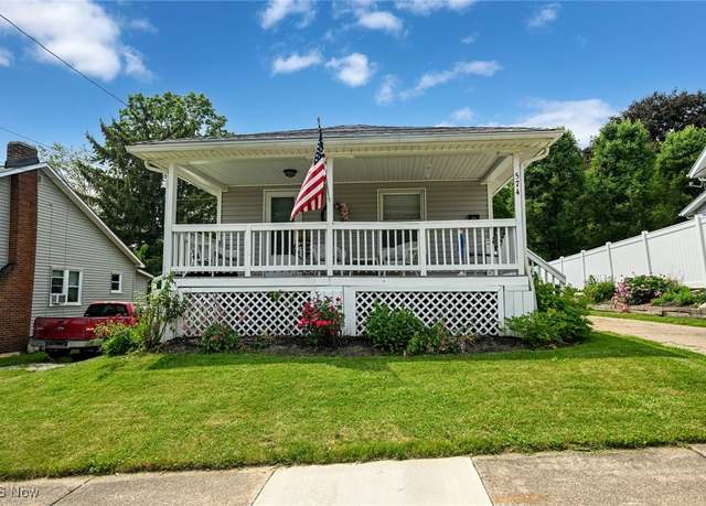 Property at 574 Stetler Ave, Akron, OH 44312, 1 bed, 1.5 baths