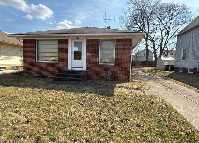 Property at 3427 North Ave, Parma, OH 44134, 3 beds, 1 bath