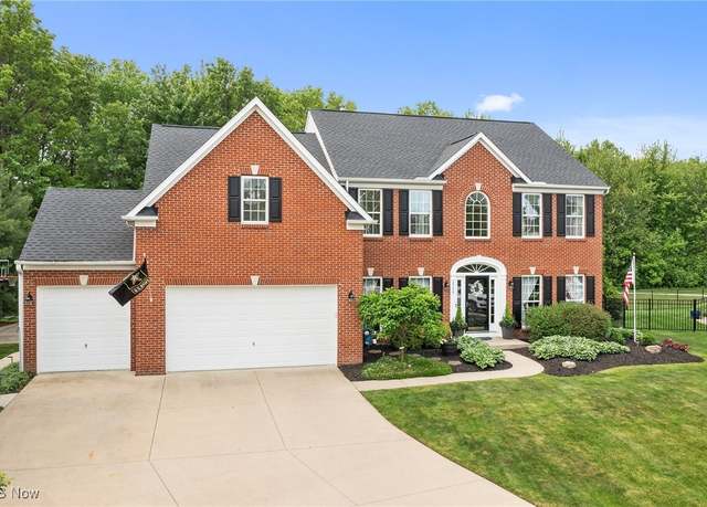 Property at 2730 Woodfield Ct, Avon, OH 44011, 4 beds, 3.5 baths