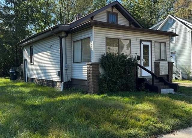 Property at 710 Mckinley Ave, Akron, OH 44306, 2 beds, 1 bath