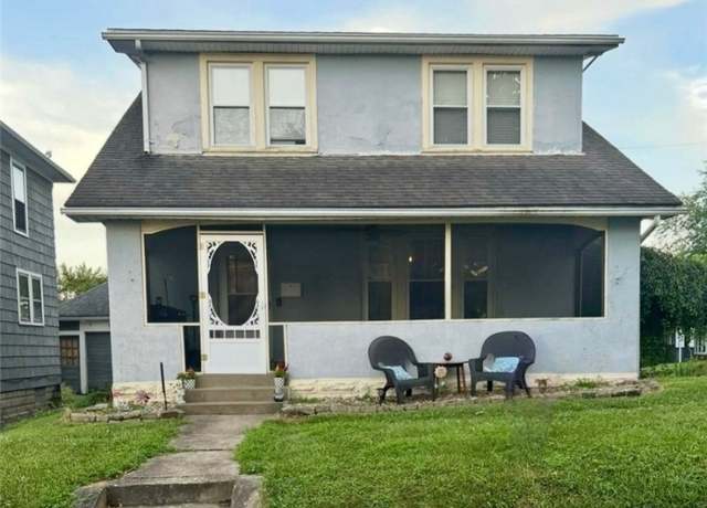 Property at 1038 Quincy Street St, Parkersburg, WV 26101, 3 beds, 1.5 baths