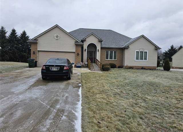Property at 119 Stone Crossing St NE, Canton, OH 44721, 3 beds, 2.5 baths