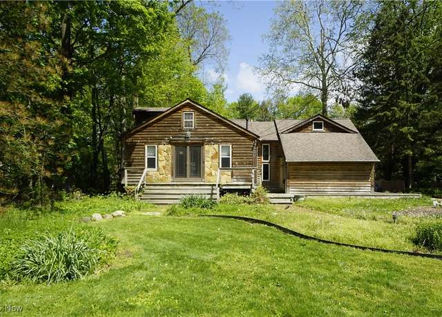 Property at 4627 Martin Dr, North Olmsted, OH 44070, 2 beds, 1.5 baths