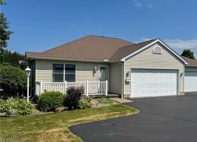 Property at 3235 Starwick Ct, Canfield, OH 44406, 2 beds, 2 baths