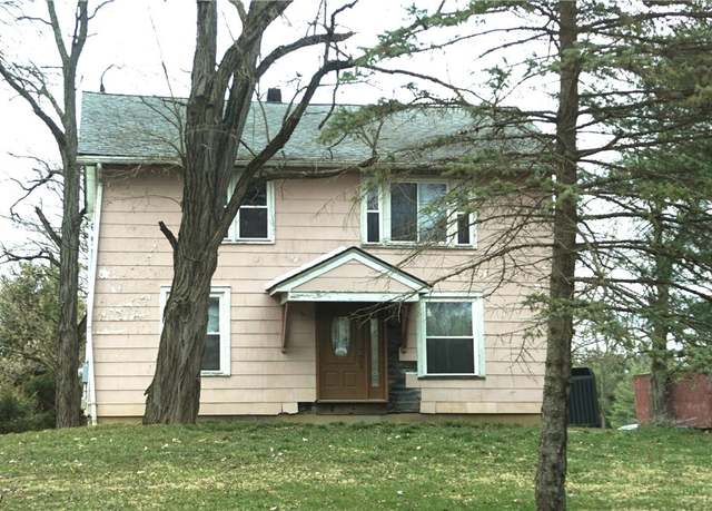 Property at 4525 Fenn Rd, Medina, OH 44256, 3 beds, 2 baths