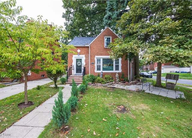 Property at 1962 Staunton Rd, Cleveland Heights, OH 44118, 3 beds, 2 baths